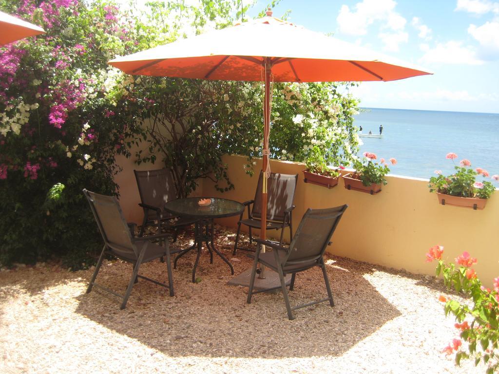 Le Cactus Guest House Baie-du-Tombeau Exterior foto