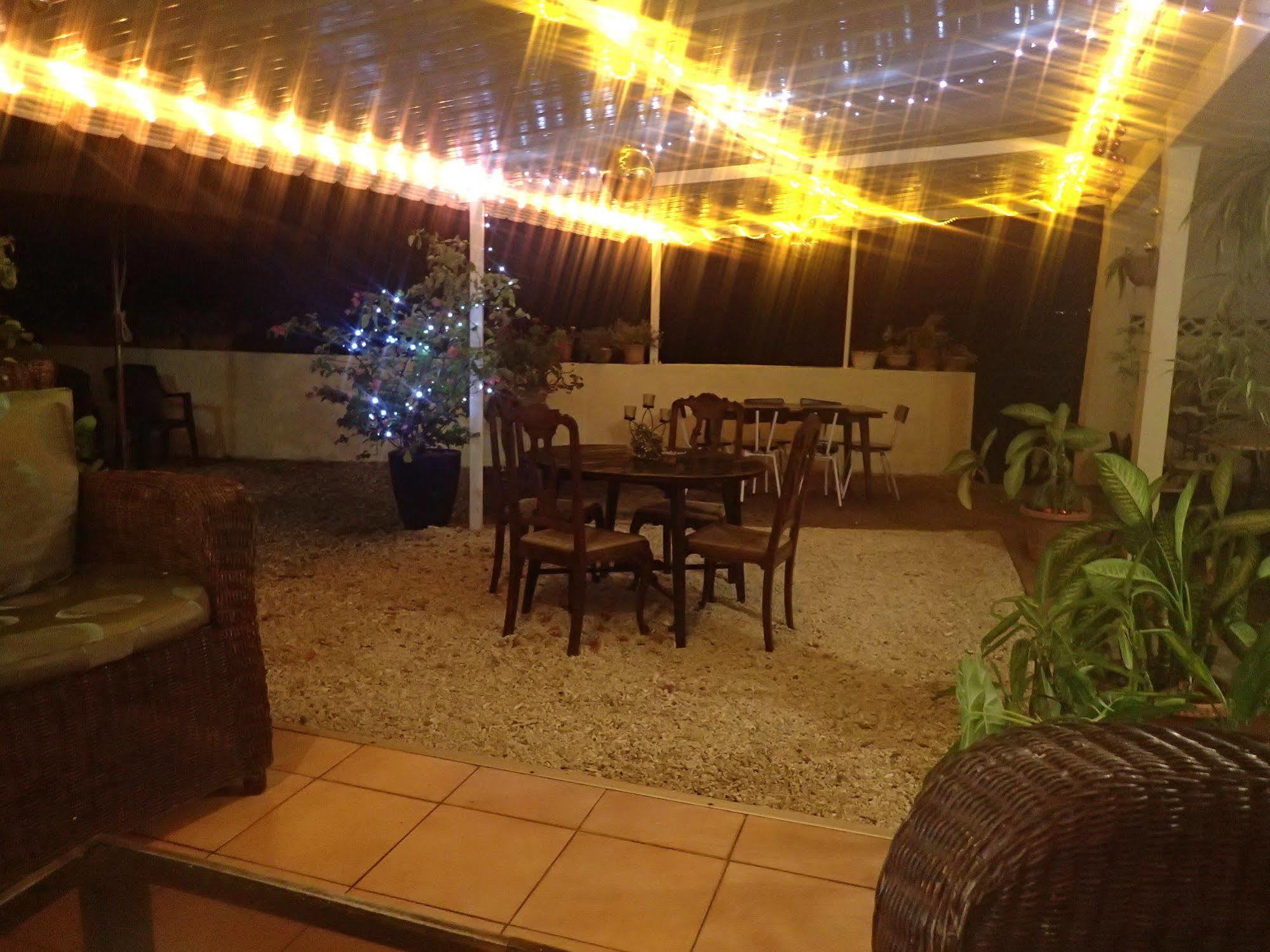 Le Cactus Guest House Baie-du-Tombeau Exterior foto
